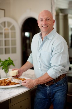 Bio pic in kitchen - Mark Leslie - Beyond the Pasta