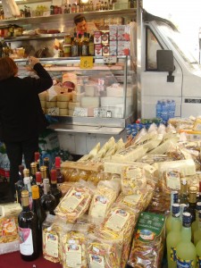 Rome cheese vendor (Campo dei Fiori)